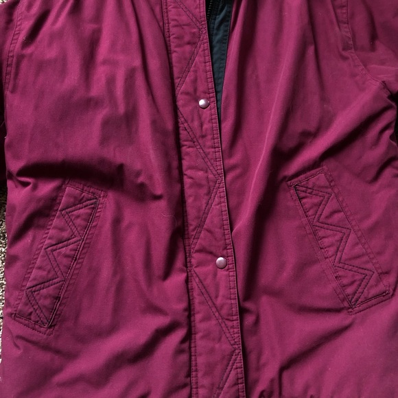 VINTAGE  Middlebrook Park Jacket Womens Medium Maroon Full Zip Snap Windbreaker - Picture 3 of 3